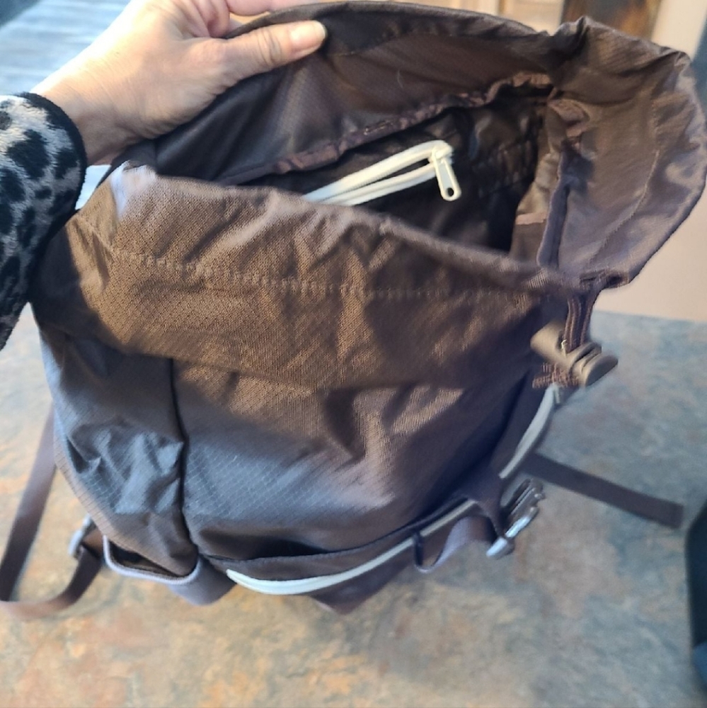 Sherpani backpack - Picture 3 of 3